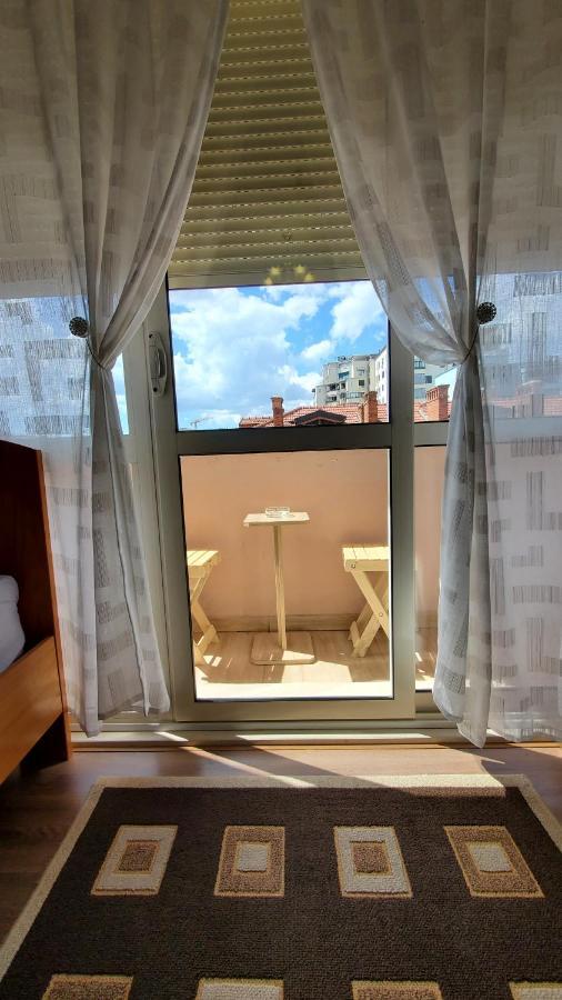 Metropolitan Apartments - City Center Tirana Extérieur photo
